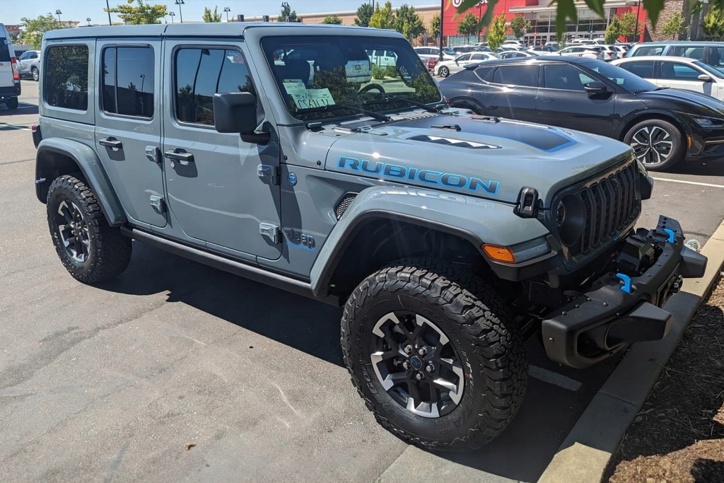 Jeep wrangler jl 2018+ европа  капот rubicon с wygłuszeniem Оригинал