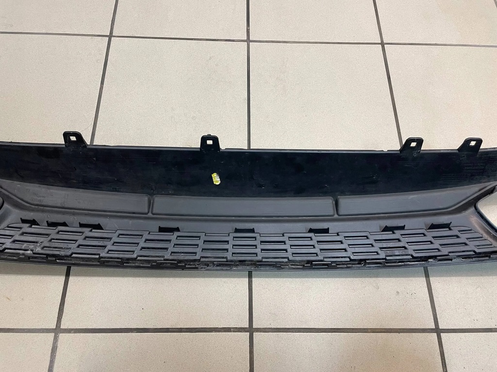 фото №12, Накладка спойлер бампера задня audi a6 c8 4k s line avant 4k0807521b