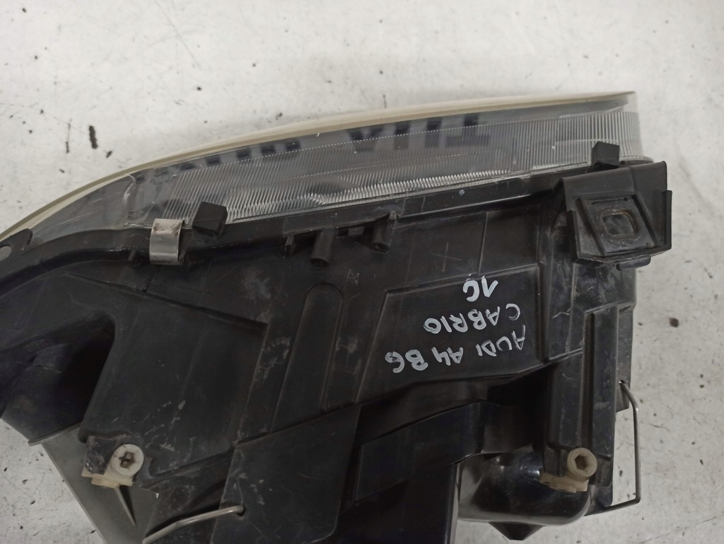 фото №11, Audi a4 b6 cabrio лампа права передня 8h0941004p