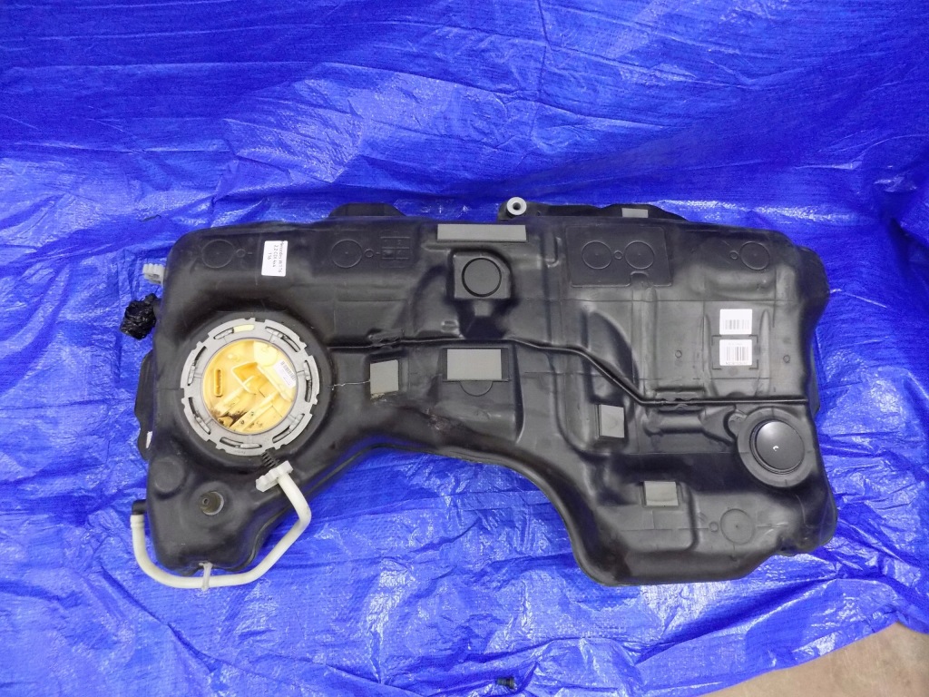 Купить Бак топлива bak mercedes w176 2,2cdi