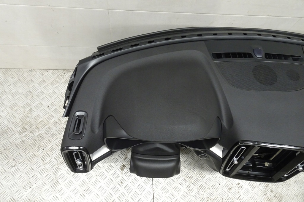 фото №10, Volvo xc40 подушка воздушная air bag ремни безопасности натяжитель 2022r