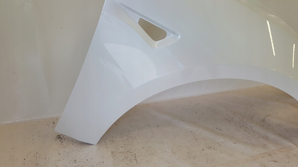 Tesla 3 3 крило перед передній правий 2017-2022r Київ