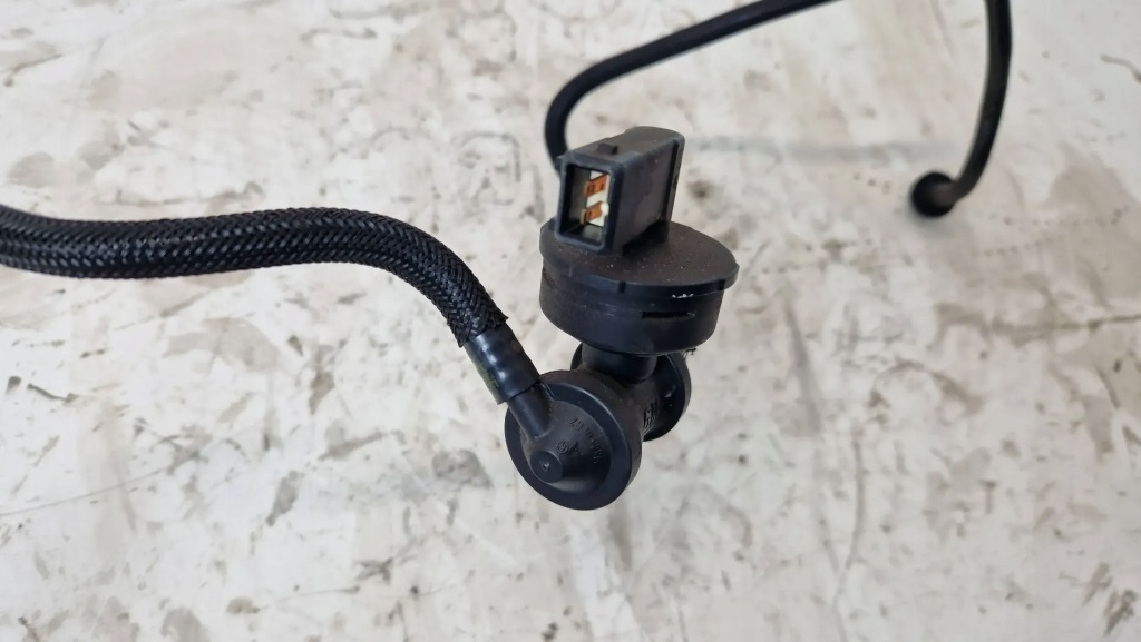 Шланг клапан клапан вакуумный вакуум saab 9-3 93 2.8t v6 12847289 в Украине