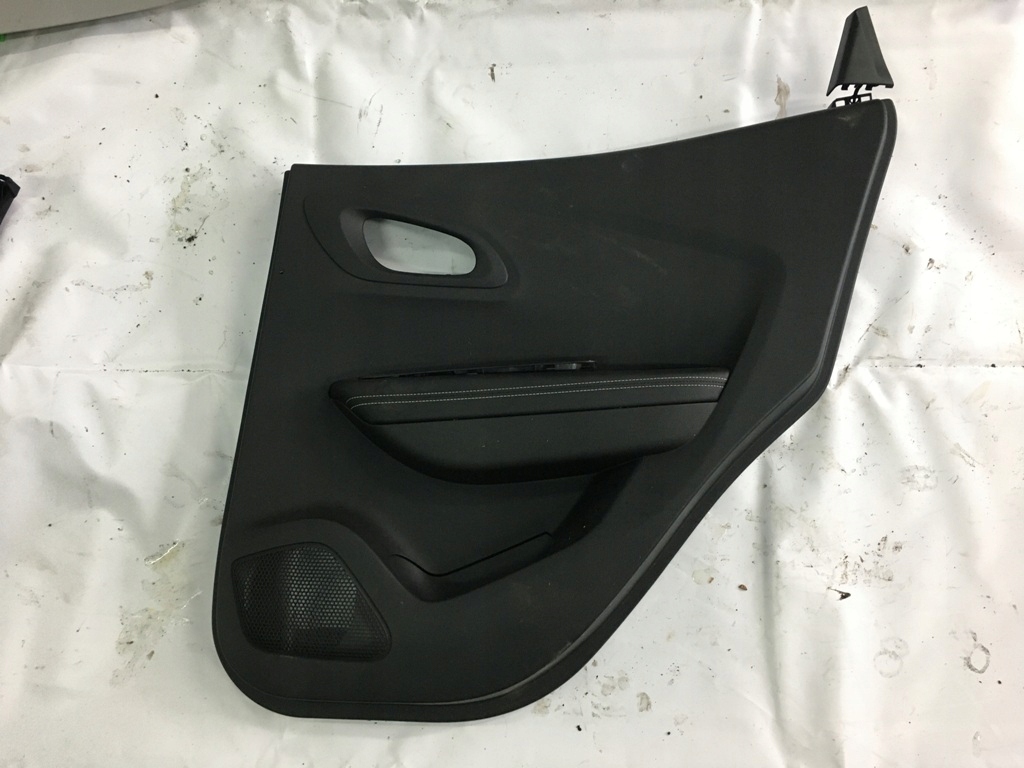 фото №1, Обшивка обивка дверь правый задняя renault kadjar