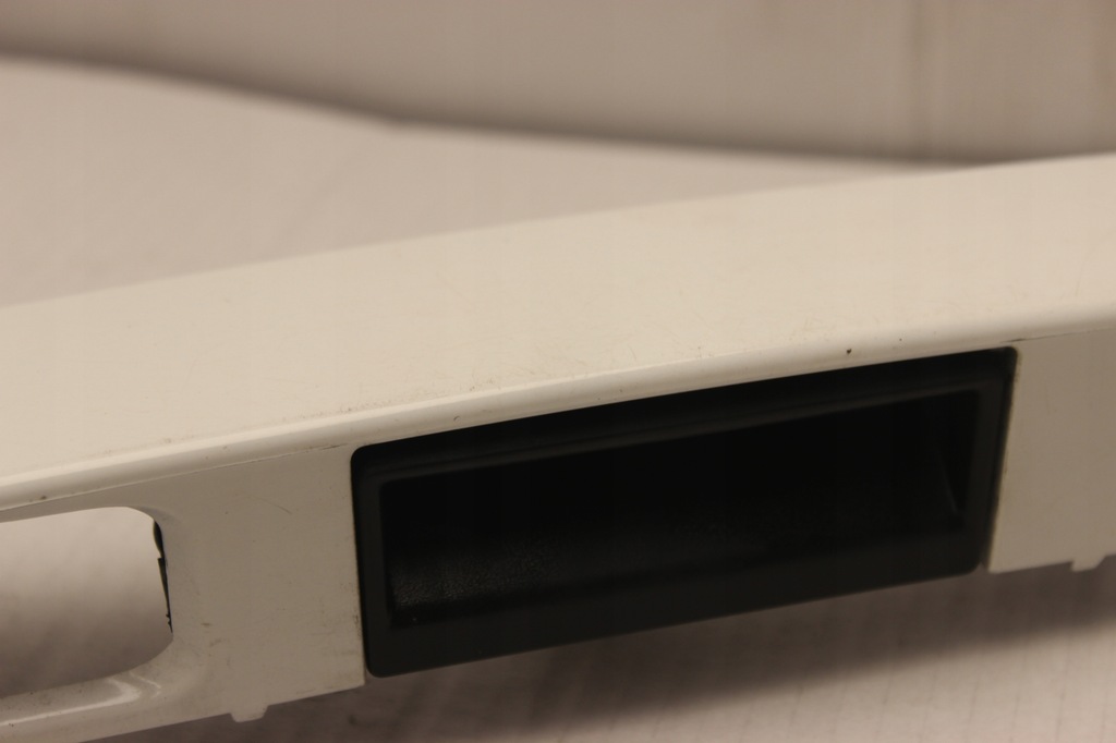 фото №14, Накладка молдинг кришки peugeot 207 hb ewp ewpb