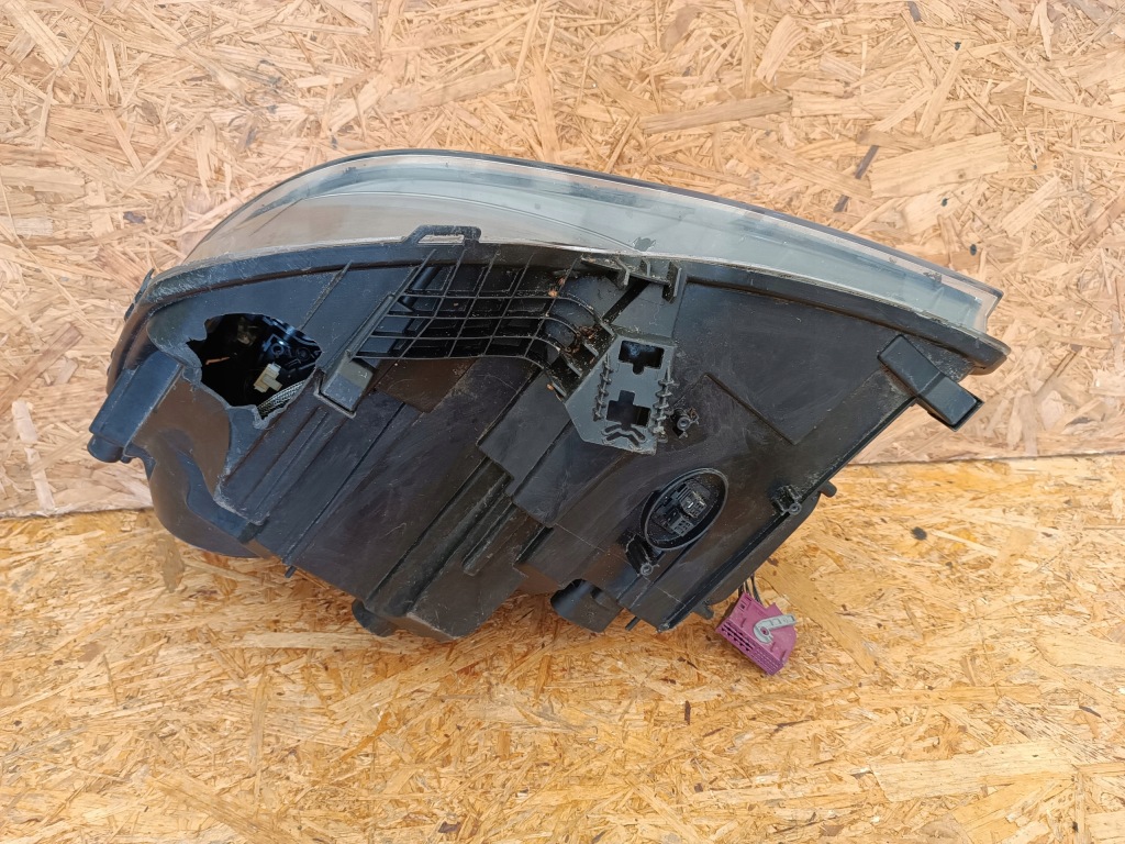 Фара правая  перед фара европа  a2048200839 mercedes glk w204 led в Украине