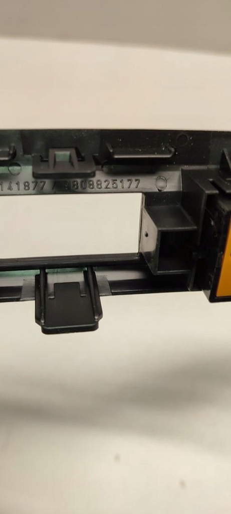 фото №5, Opel vivaro c рамка переключателей панели 9811141877