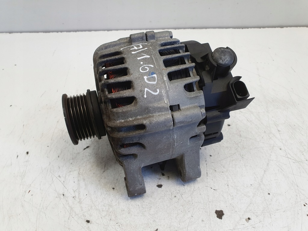 фото №1, Volvo c30 d2 1.6 d генератор 30659389 оригінал