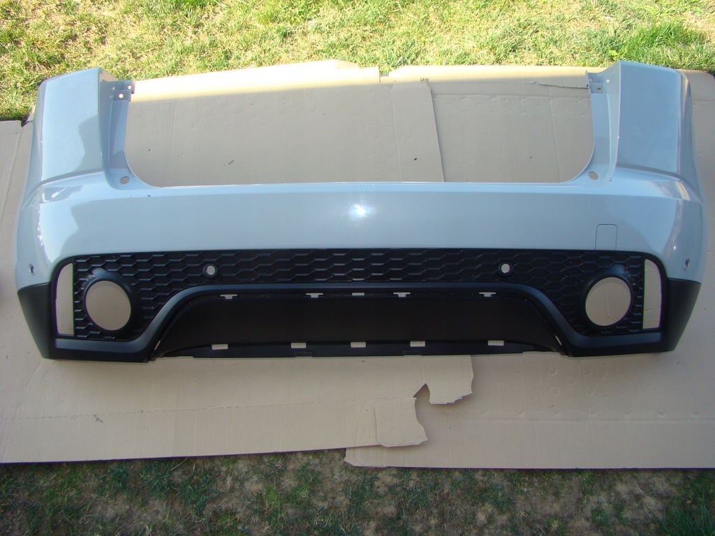 фото №1, Jaguar e-pace. бампер задня a117