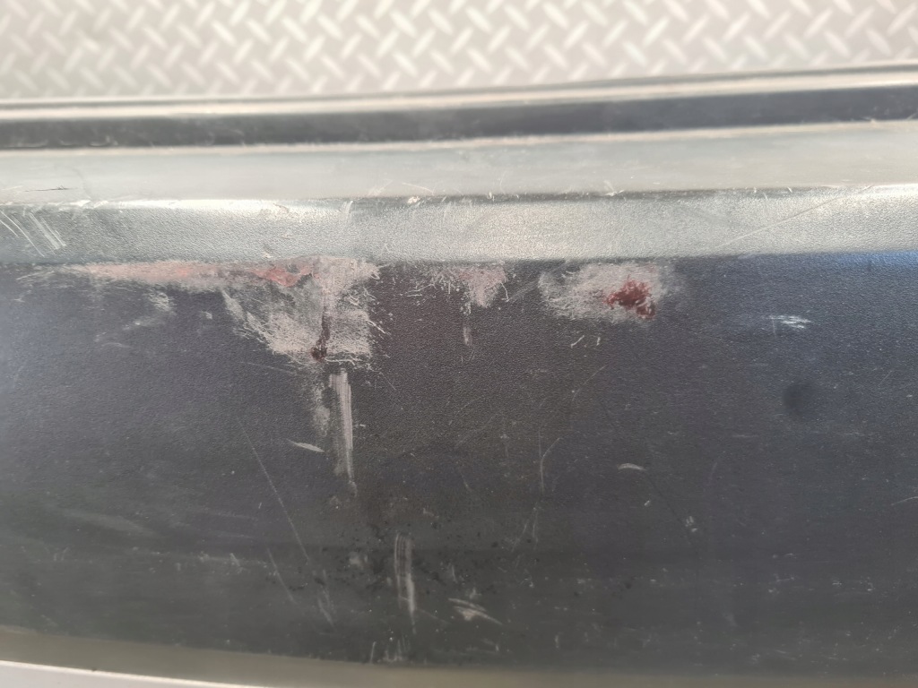 Бампер задний  задний chevrolet trax gyn оригинал kompletny датчики парковки Киев