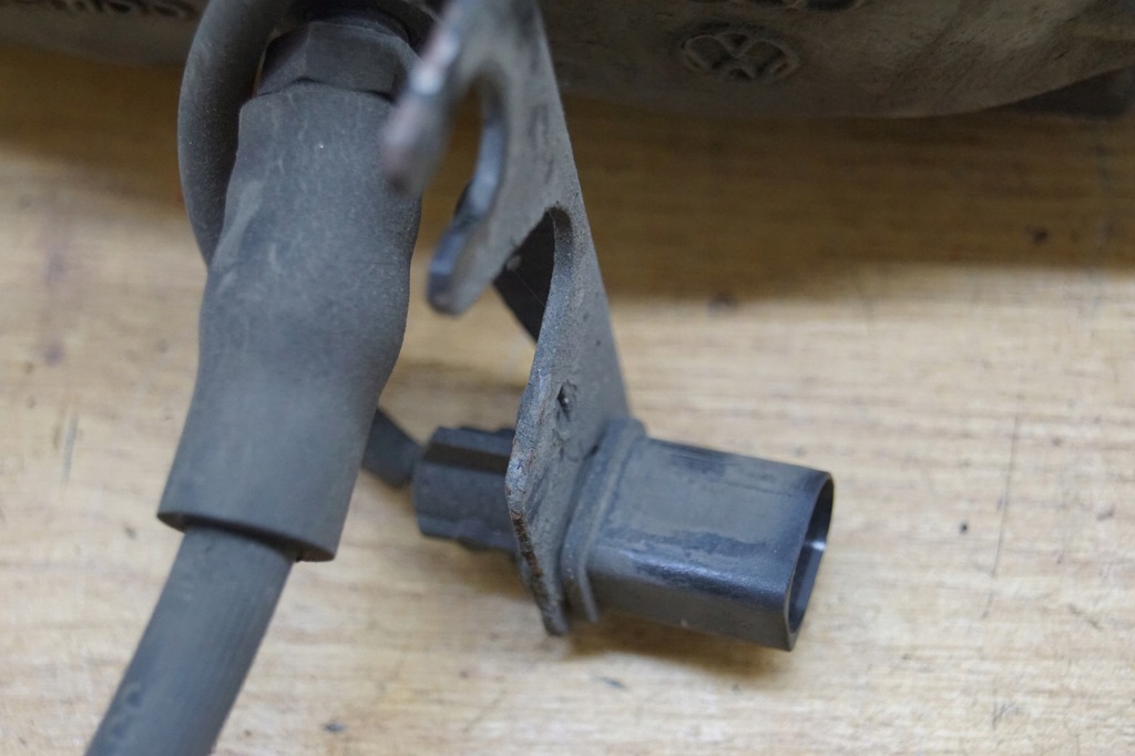 фото №5, Супорт гальмівний правий задня audi r8 420 4.2 fsi 06-