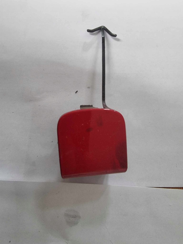 фото №1, Vw golf vi 6 gti - заглушка фаркоп бампера перед