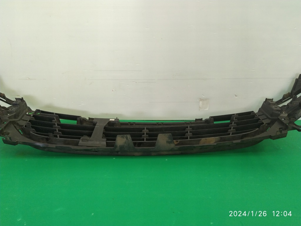 Решётка бампера перед renault clio iv 4 2013-2018 628169950r Оригинал