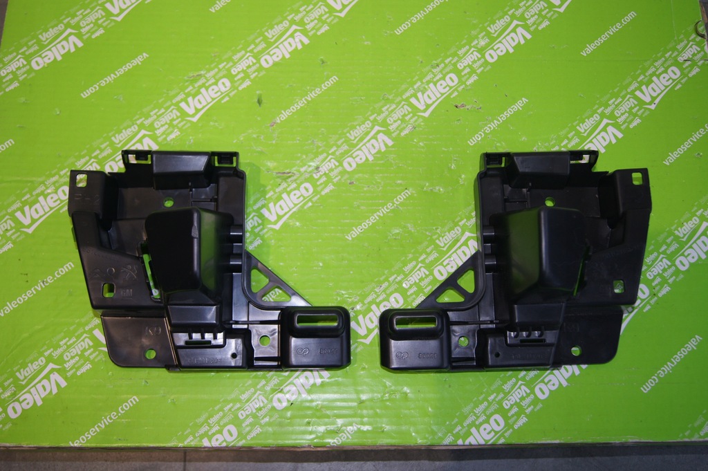 фото №1, Направляющая бампера задняя правый berlingo iv 18-