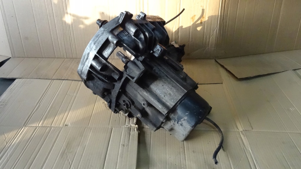 фото №6, Renault rapid 1.9 d коробка передач передач jb3069