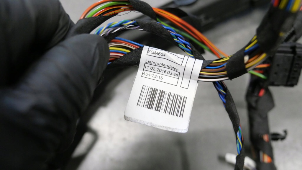 фото №15, Bmw x4 f26 жгут электропроводка панели консоли приборная панель волоконно-оптический кабель hud head up