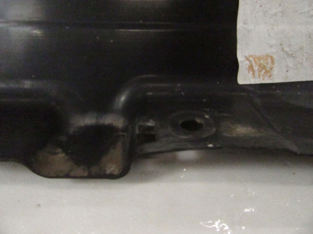 Захист прокладка нижня радіатора підвіска bmw e81 e82 e87 Ціна