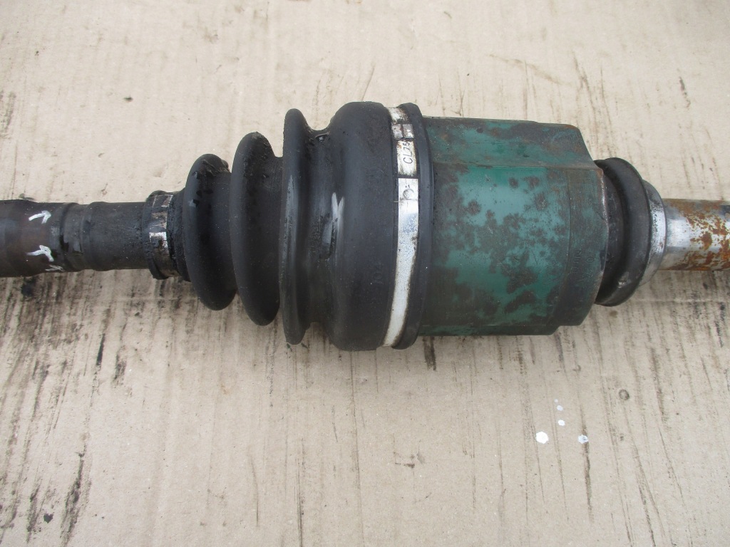 Привідний вал права citroen c-crosser 2.2hdi Недорого