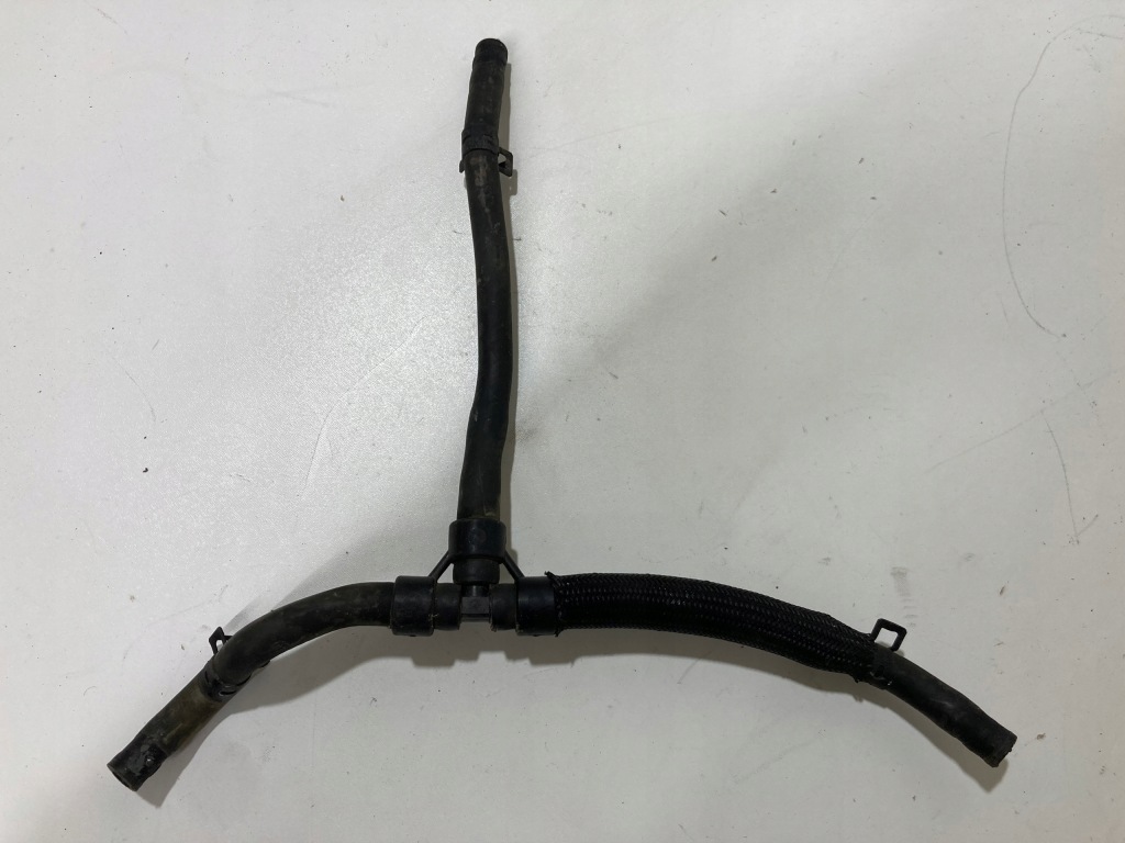 Купить Chevrolet camaro vi 2016+ трубка пабтрубок  шланг тройник воды 23104599