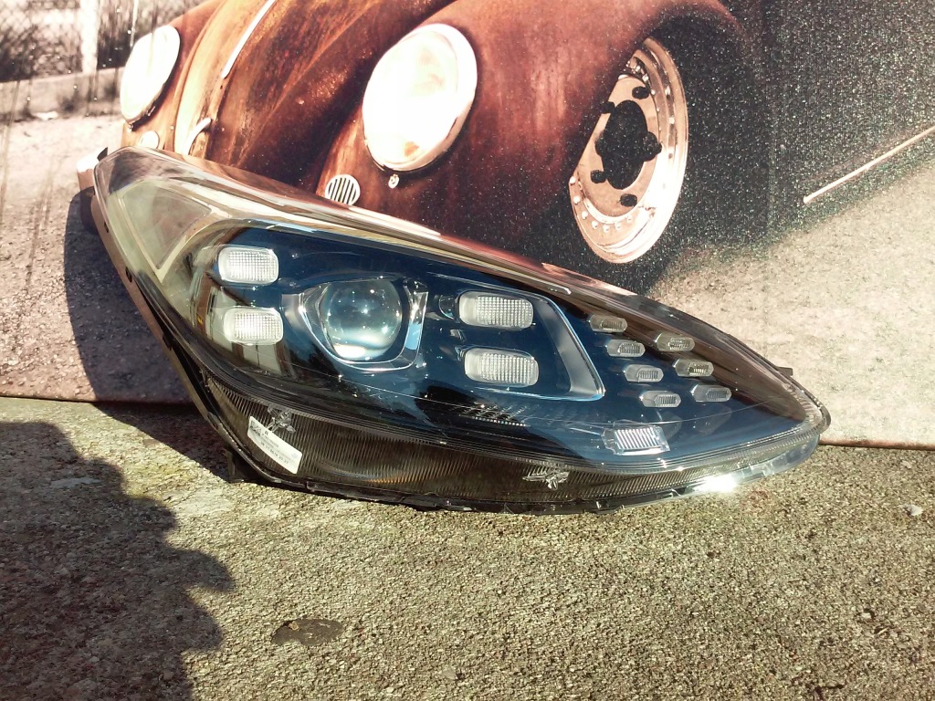 фото №1, Kia sportage iv 4 full led lift правая идеальное состояние 18+ лампа