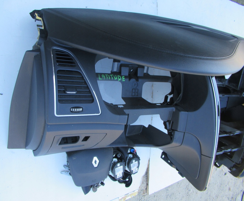 фото №7, Latitude панель приладів консоль панель приладів подушка безпеки датчик ремені