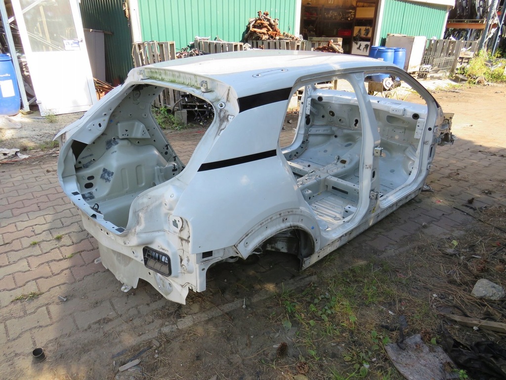 фото №1, Четверть крыло правый задняя ewpb c4 cactus 15r