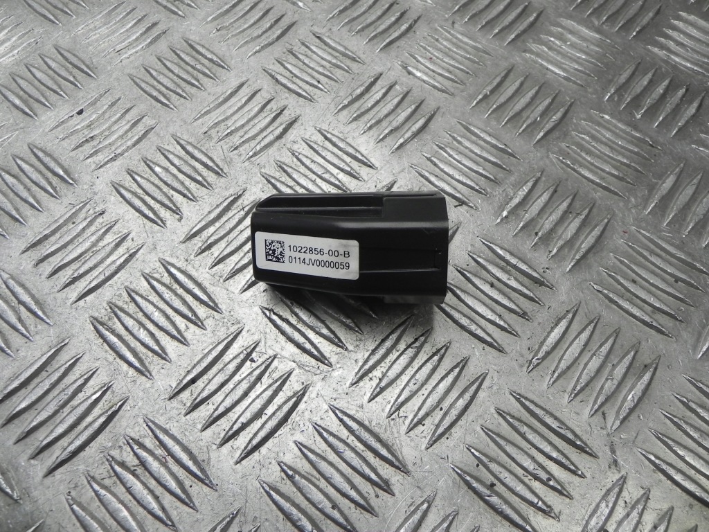 Купити Реле tesla model s 2015 102285600b