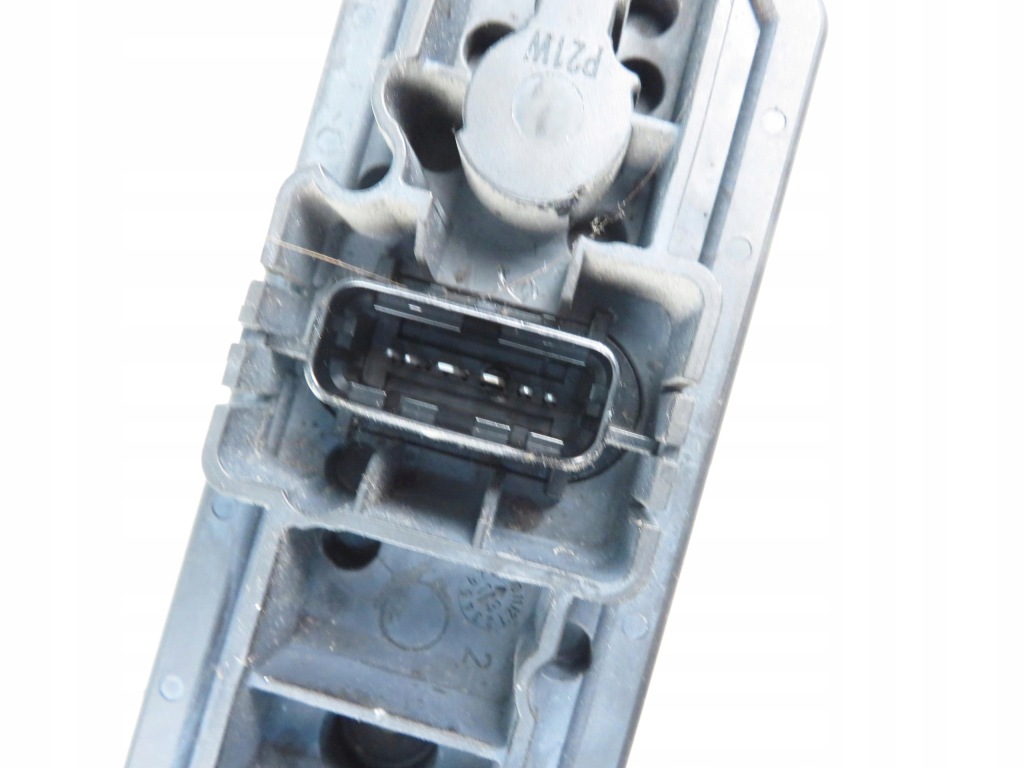 Вкладыш фары левое  задняя renault master 3 17109800 с Разборки