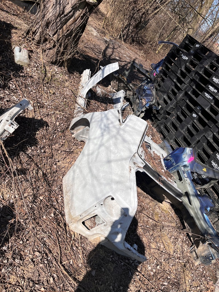 фото №1, Audi a8 d4 4h крила чверть поріг задня ліва