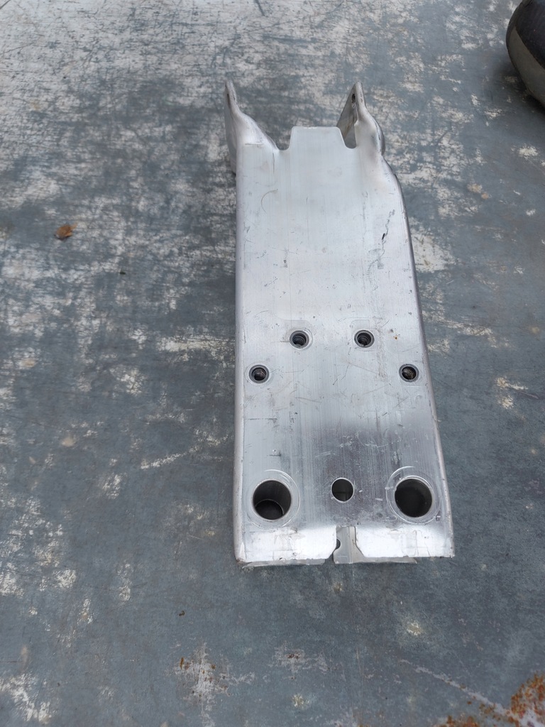 фото №6, Bmw 2 f45 f46 левая зона деформации шток балка бампера передний