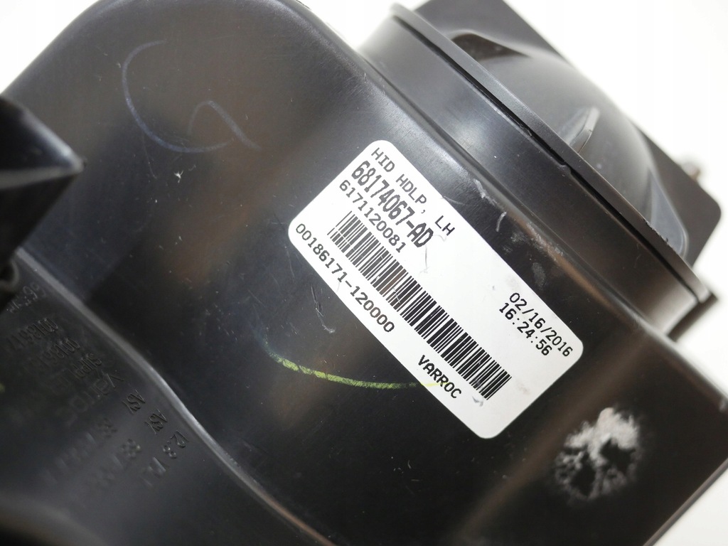 фото №16, 2015-2023 challenger лампы перед передние оригинальные лампа левая правая