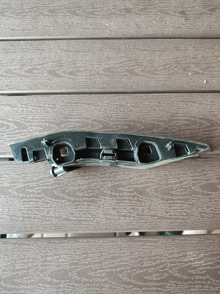 фото №1, Напрямна бампера лівий перед skoda scala 657807183