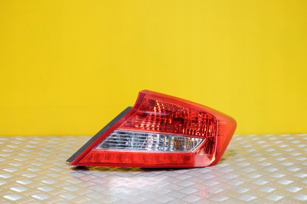 фото №1, Honda civic coupe 2012 2013 лампа задняя правая usa