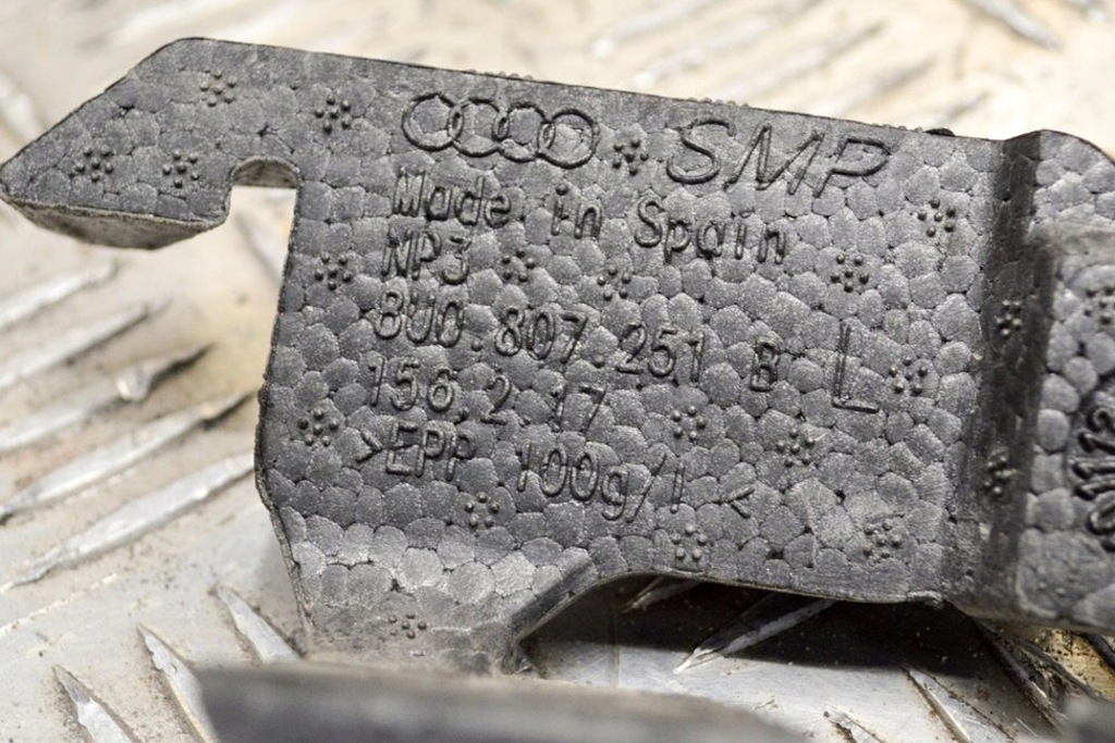 фото №6, Audi q3 8u бампер задній лівий пінний 8u0807251b 2.0 дизель 135kw 2018