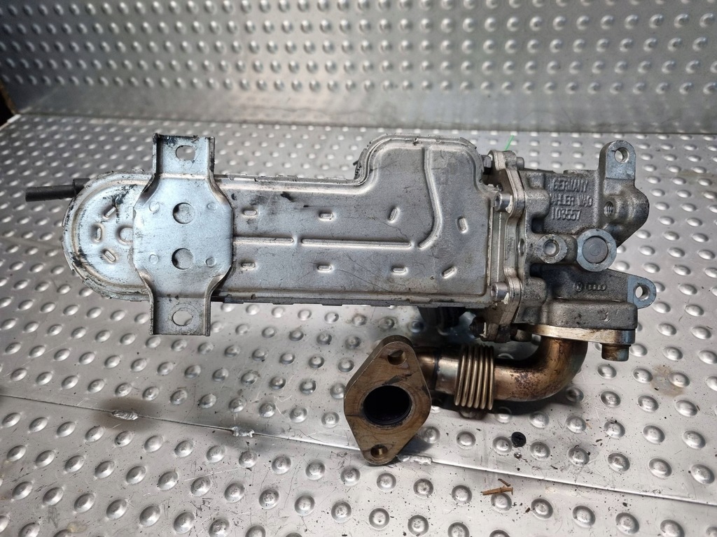 фото №6, Радіатор вихлопних газів egr 03g131513j vw passat b6 golf v altea a3 8p 2.0tdi