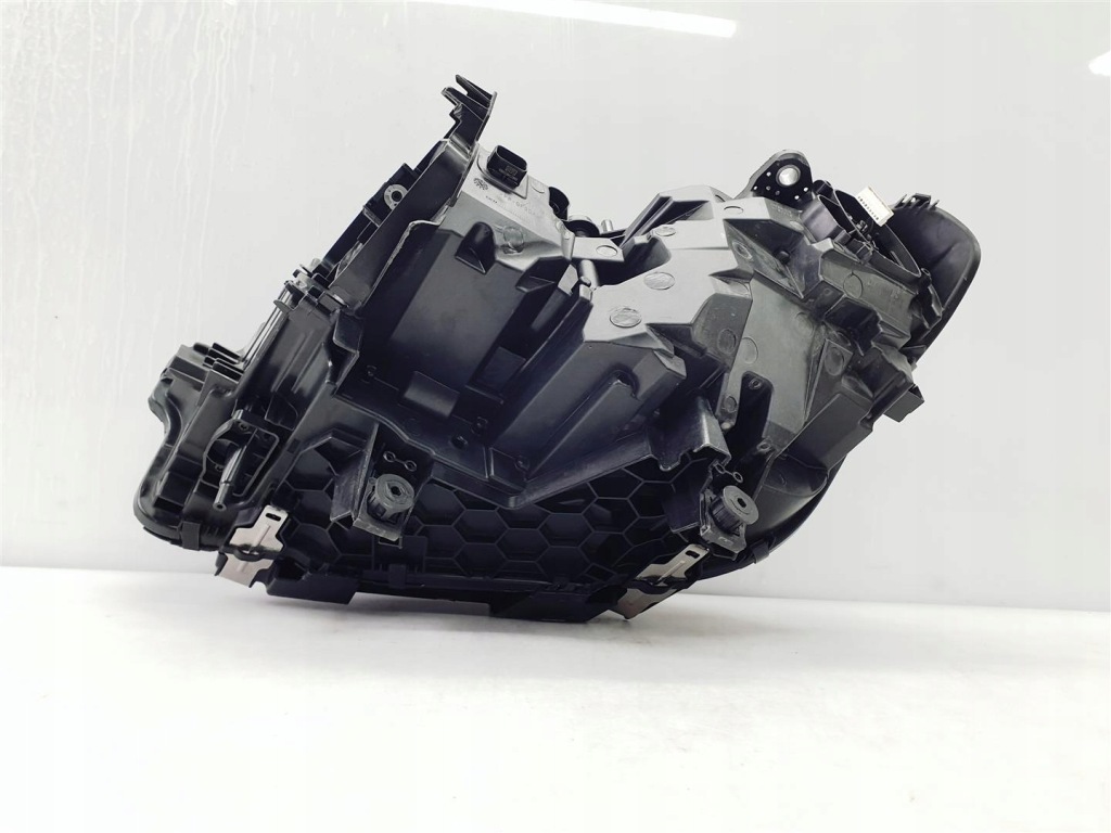 Bmw x3 g01 x4 g02 рестайлинг  lci 20r+ правый  фара перед led европа  ! Цена