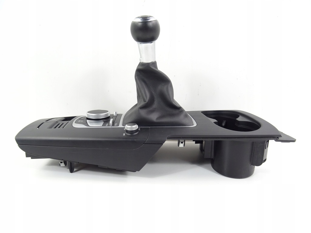 фото №8, Audi a3 v8 тунель ручка чохол передач консоль navi навігація 8v1864261f