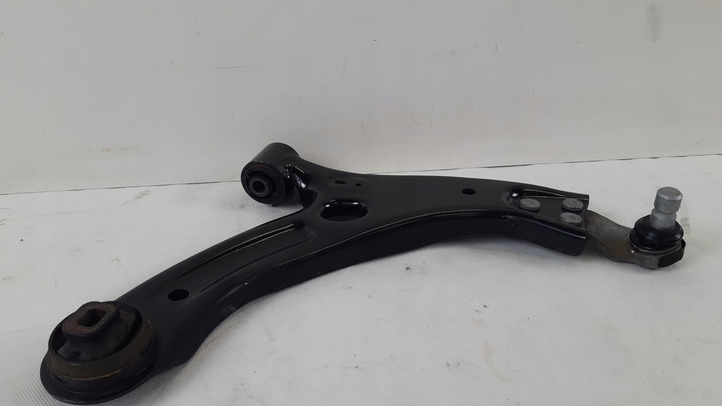 фото №5, Volvo xc40 важіль правий перед 32221154