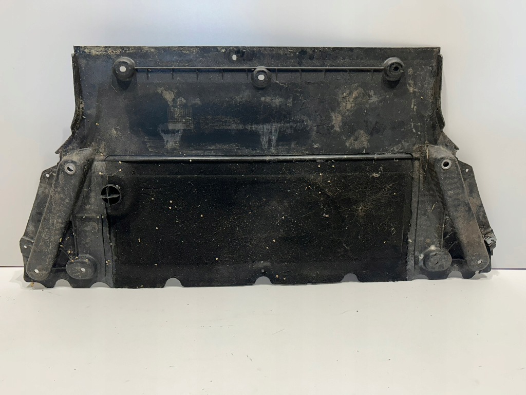 Audi a4 b9 накладка двигателя под двигатель нижняя оригинал 8w0863821b в Украине