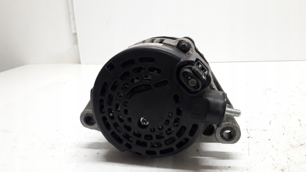 Kia hyundai 2.0 2.2 генератор 150a 37300-2f300 Киев