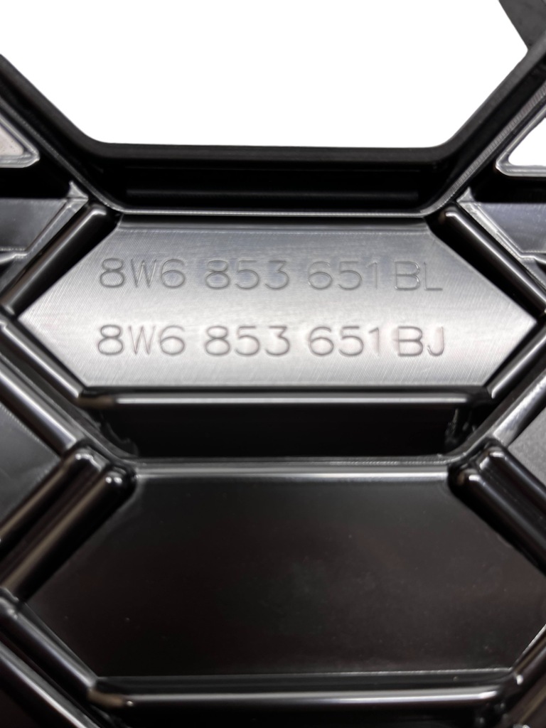 Купить Audi оригинальный номер 8w6853651bl решётка  радиатора