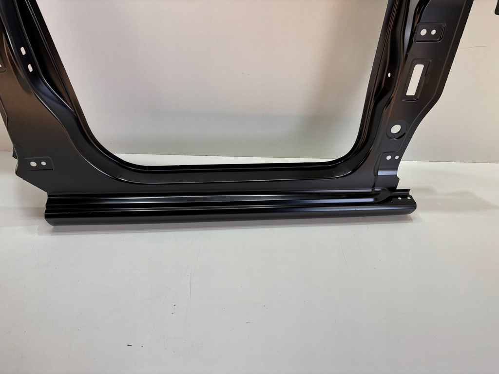 фото №5, Порог блок двигателя правый seat ibiza v 5 6f 6f0809606c