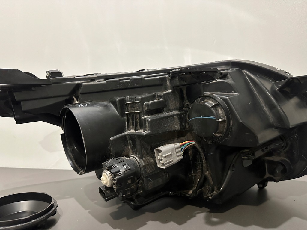 фото №13, Mitsubishi l200 fullback лампа левая ксенон europa комплектная