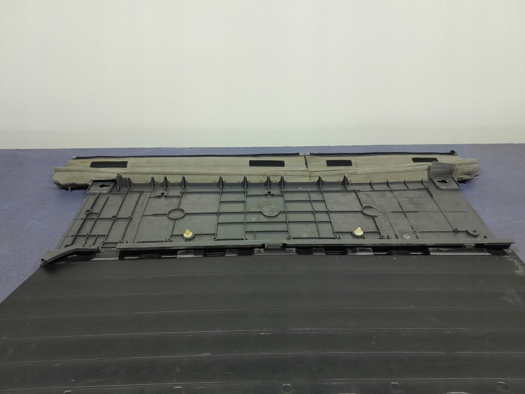 фото №4, Toyota prius ii пол обшивка багажника