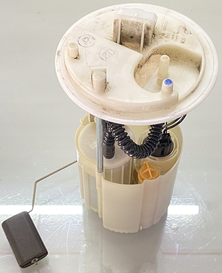 фото №1, Fiat croma ii 05 r 2.2 16v насос топлива поплавок