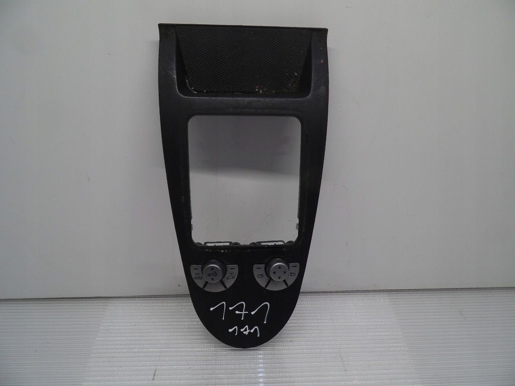 фото №1, Рамка домкрата панель крыша mercedes slk r 171