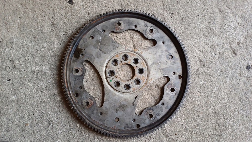 фото №1, Citroen c5 iii 2.7 hdi колесо маховик 9657992780