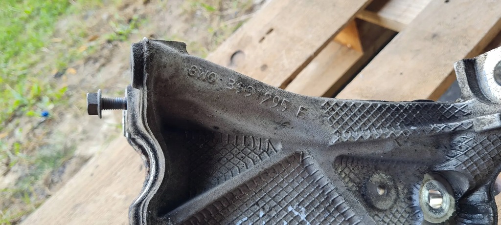 фото №9, A4 b9 8w кронштейн кронштейн кронштейн підрамник ліва лівий перед 8w0399295e a5 8w