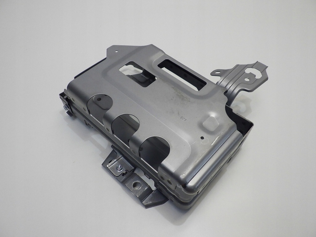 фото №1, Sx4 s cross 2022 n.model кронштейн компьютер