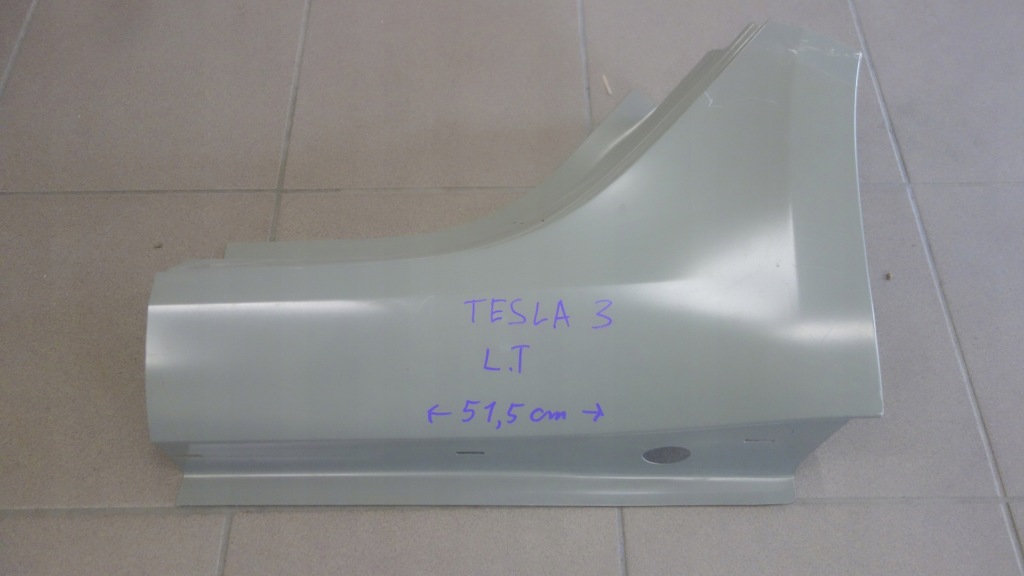 Купити Tesla model 3 3 поріг стійку  задній ліве 1073677-st-b